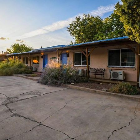 Cozy Adventure Pad Near Downtown - Rose Tree 2 Βίλα Moab Εξωτερικό φωτογραφία