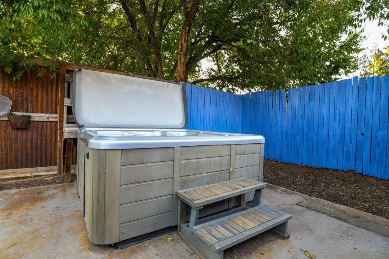 Cozy Adventure Pad Near Downtown - Rose Tree 2 Βίλα Moab Εξωτερικό φωτογραφία