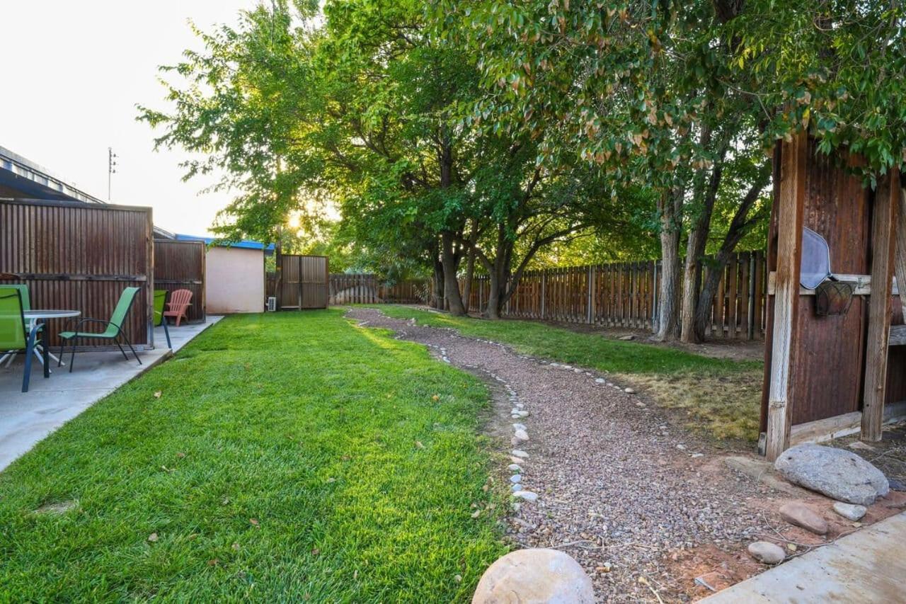 Cozy Adventure Pad Near Downtown - Rose Tree 2 Βίλα Moab Εξωτερικό φωτογραφία